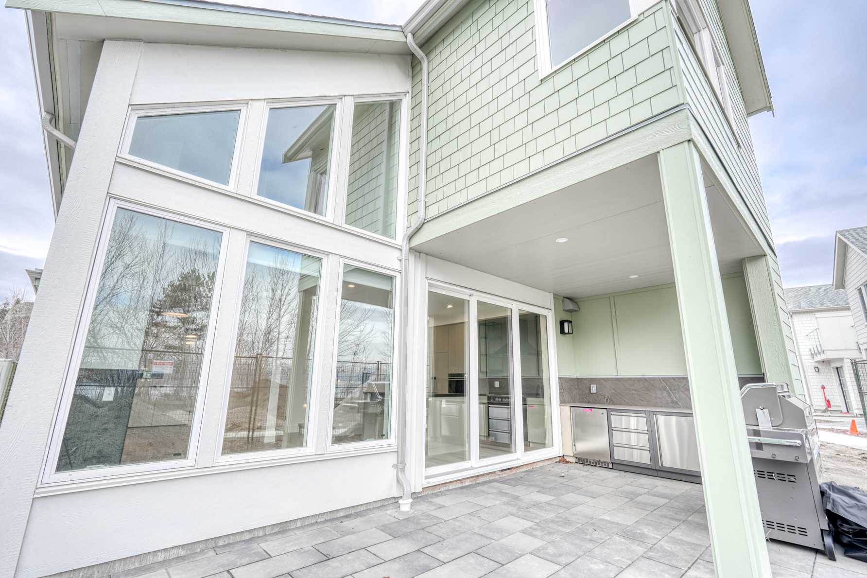 3160 Landry Crescent Summerland V0H 1Z9