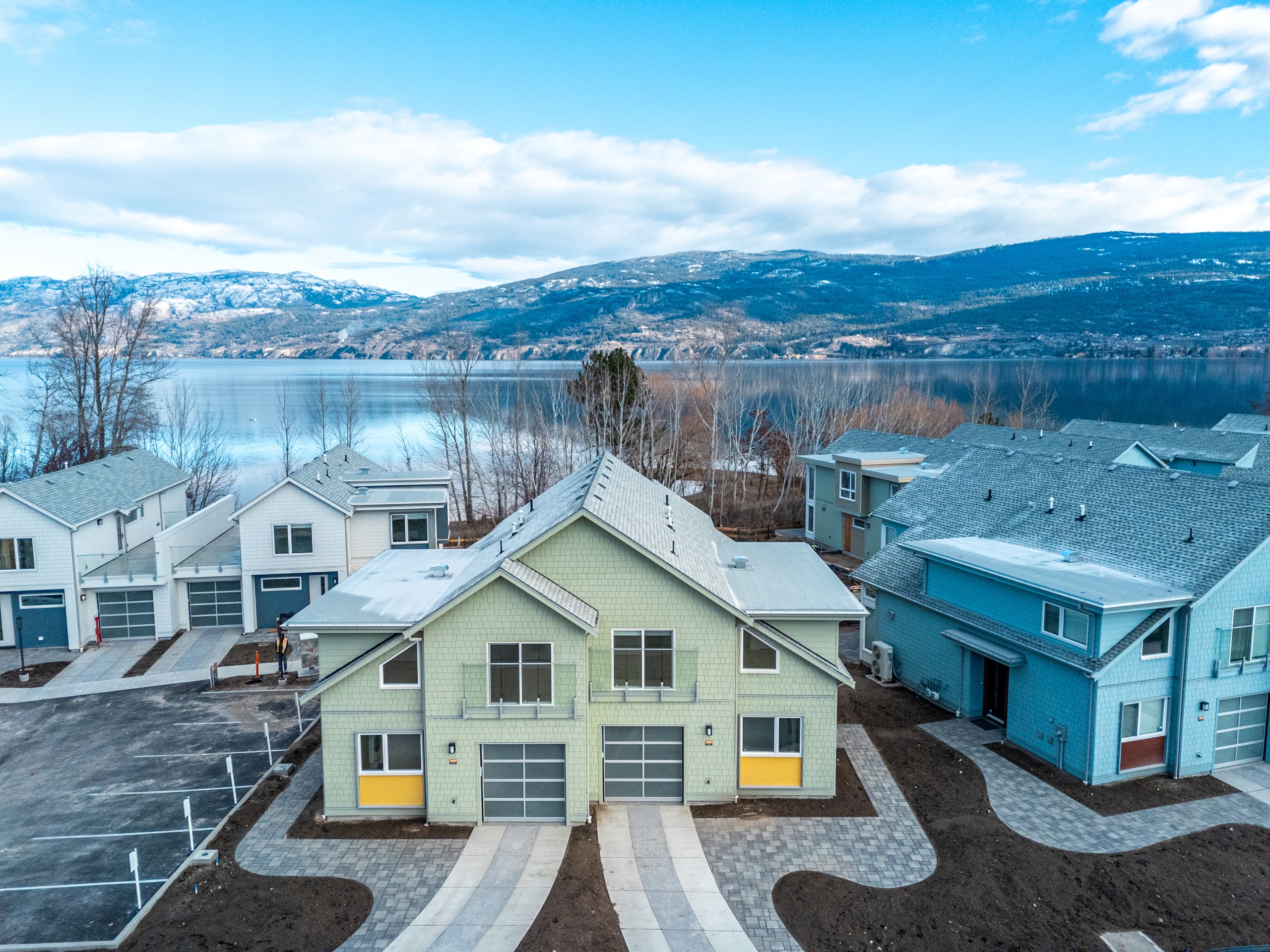 3160 Landry Crescent Summerland V0H 1Z9