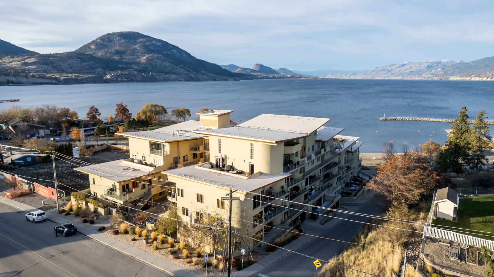 250 Marina Way 806 Penticton V2A 1H4