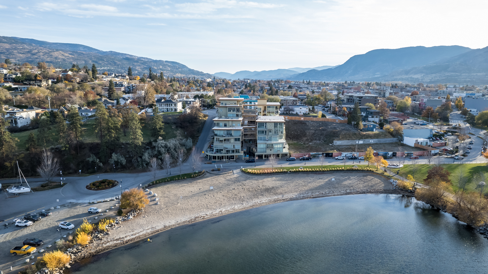 250 Marina Way 806 Penticton V2A 1H4