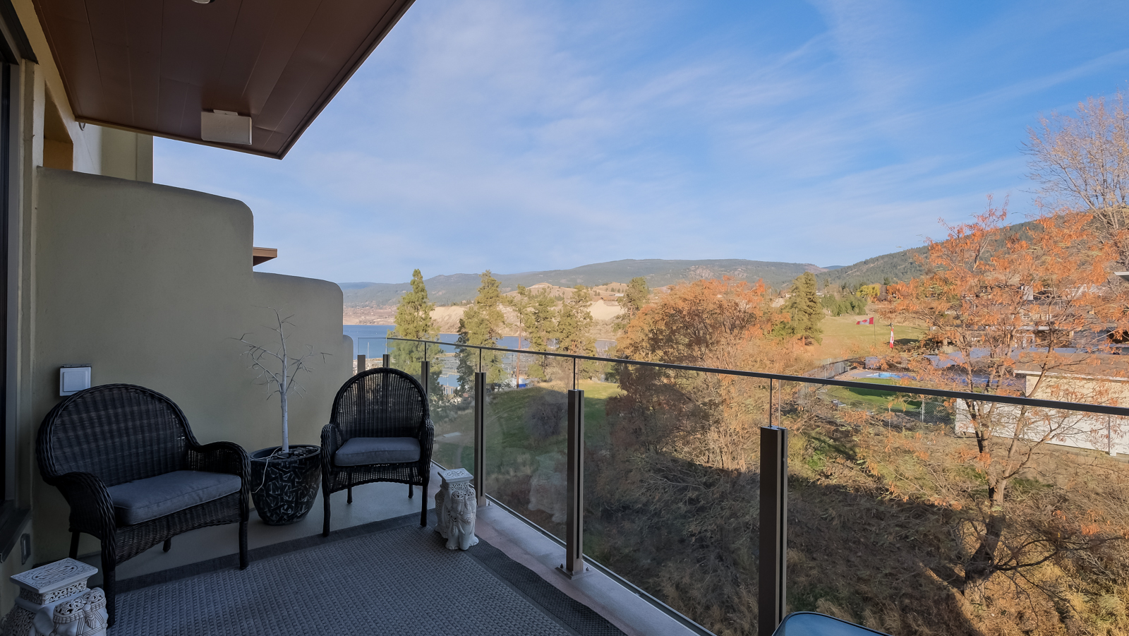 250 Marina Way 806 Penticton V2A 1H4