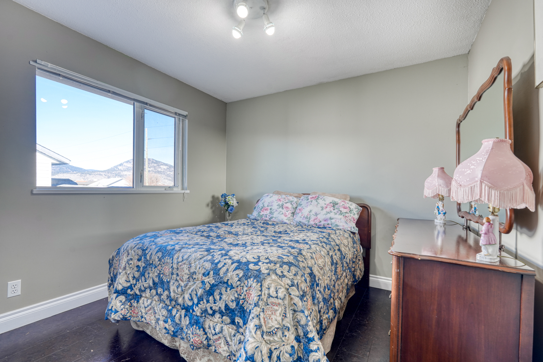 1064 Westminster Avenue E Penticton V2A 8G3