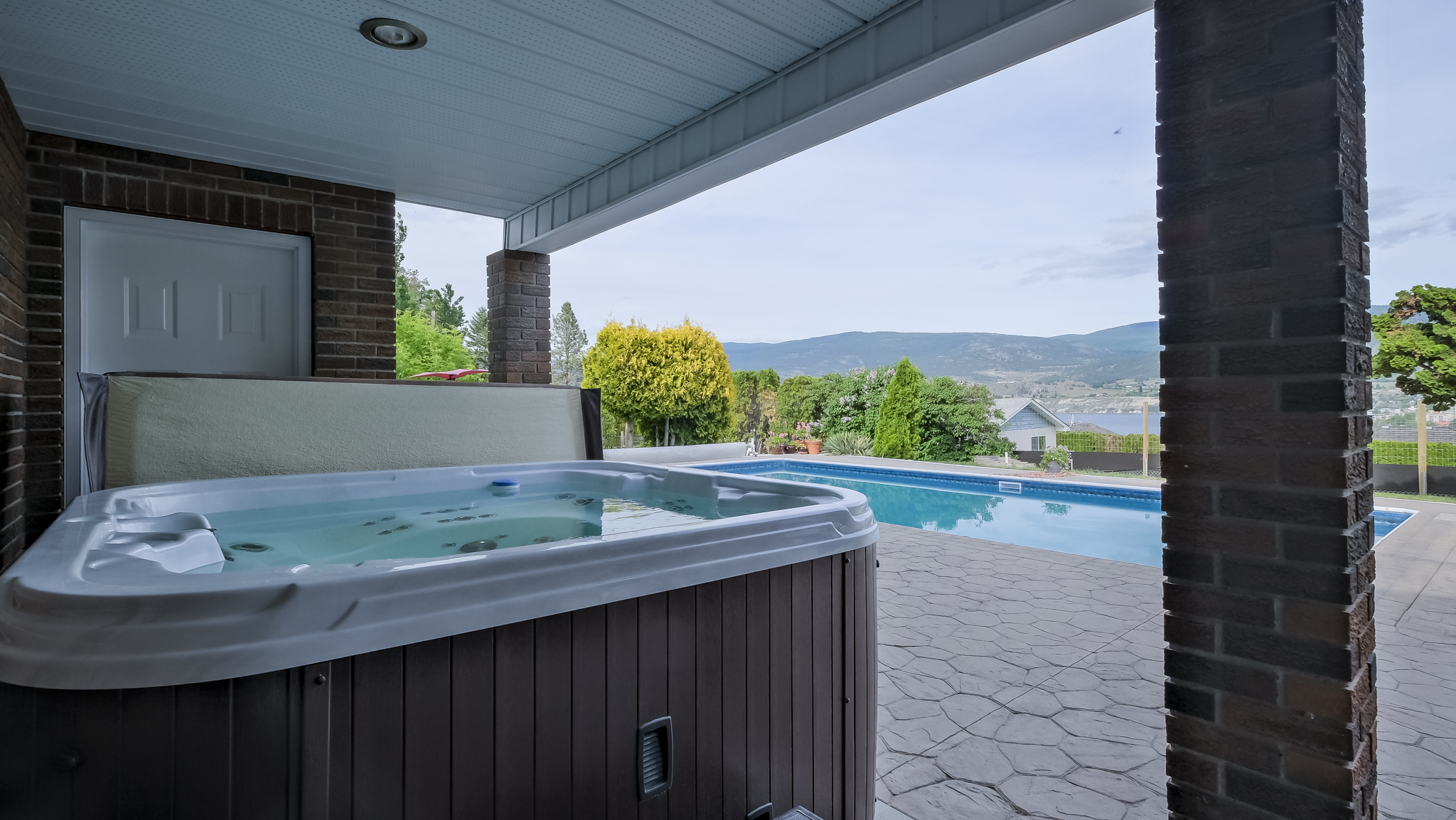 1613 Sparton Drive Penticton V2A 8Z5