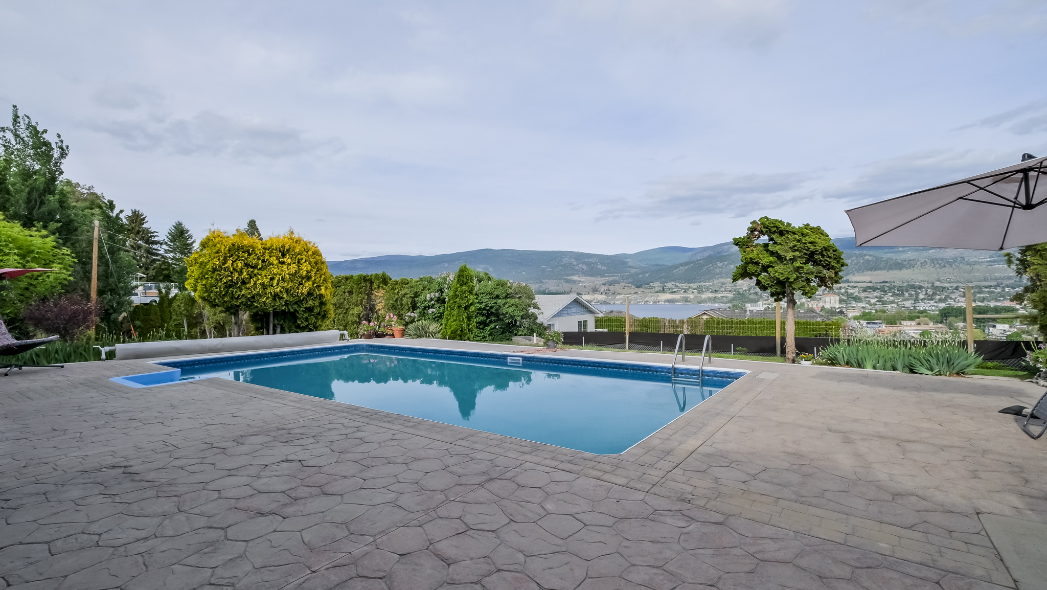 1613 Sparton Drive Penticton V2A 8Z5