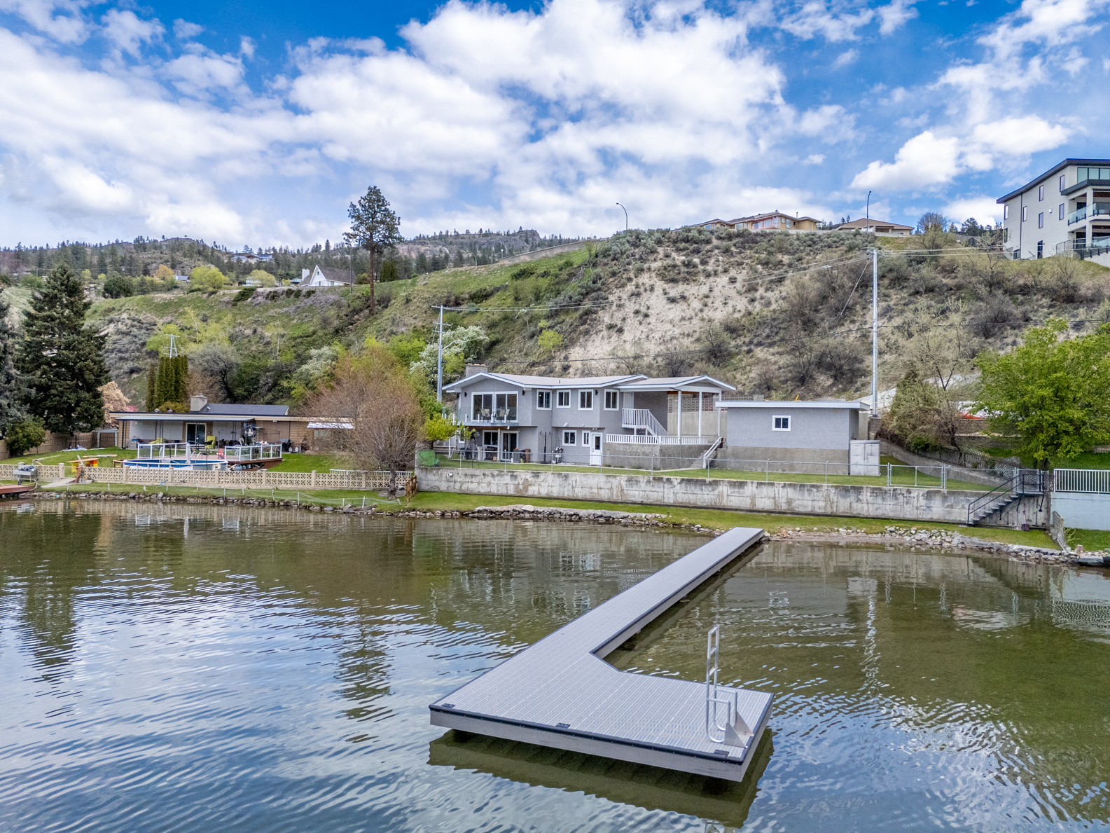 3951 Lakeside Road Penticton V2A 8W3