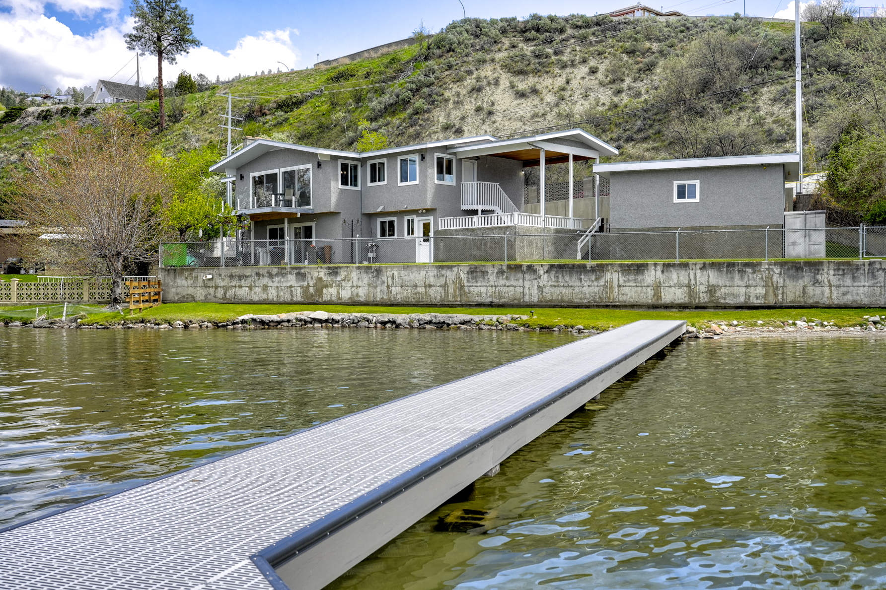 3951 Lakeside Road Penticton V2A 8W3