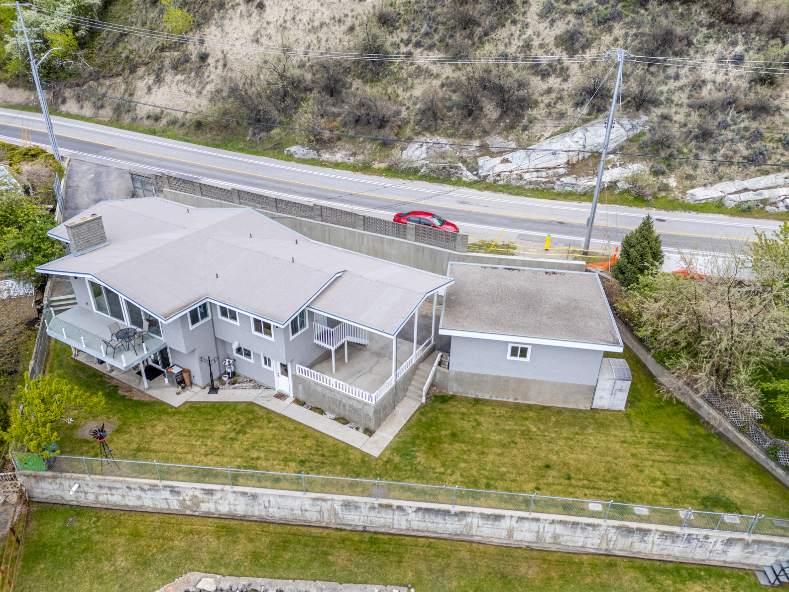 3951 Lakeside Road Penticton V2A 8W3