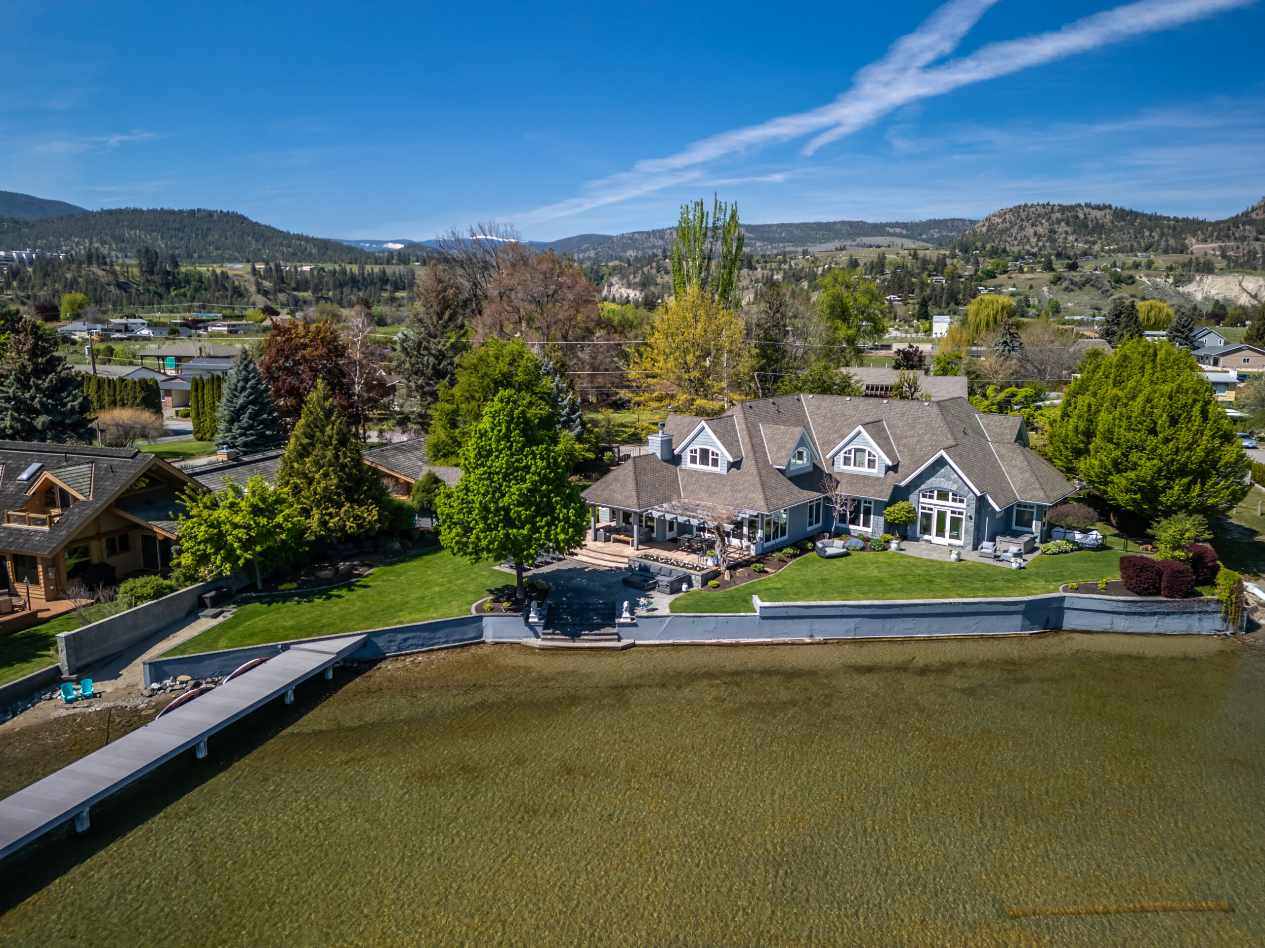 6811 Nixon Road Summerland V0H 1Z9