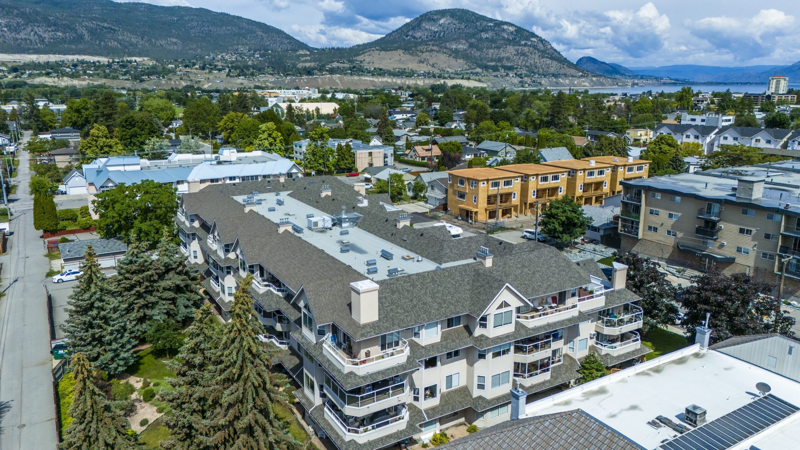 254 Scott Avenue 202 Penticton V2A 2J5