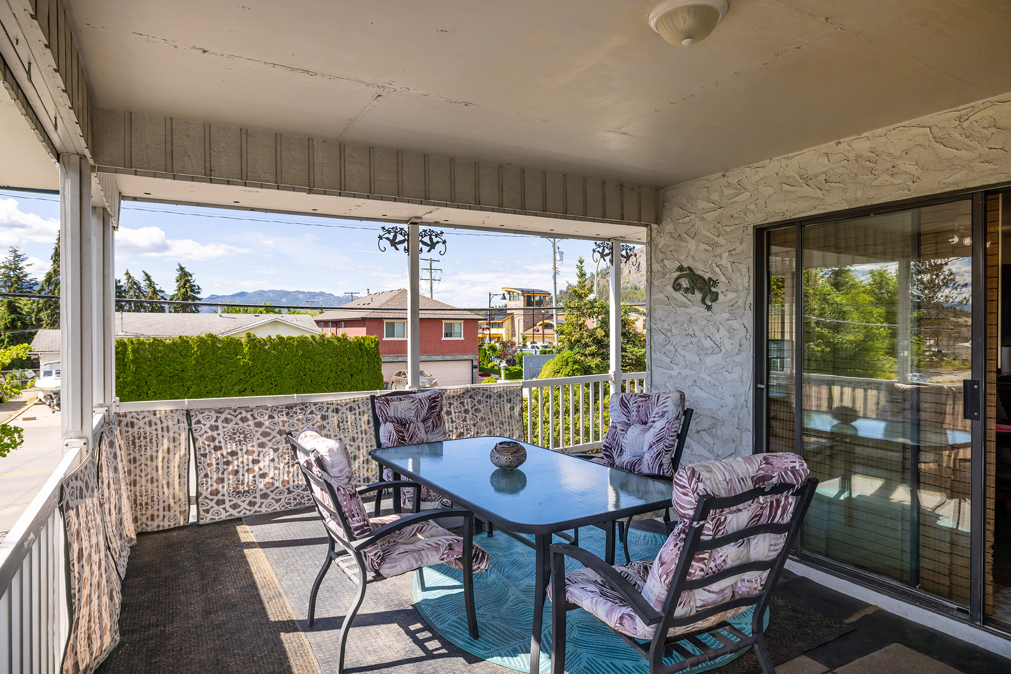 950 Stuart Road West Kelowna V1Z 2V8