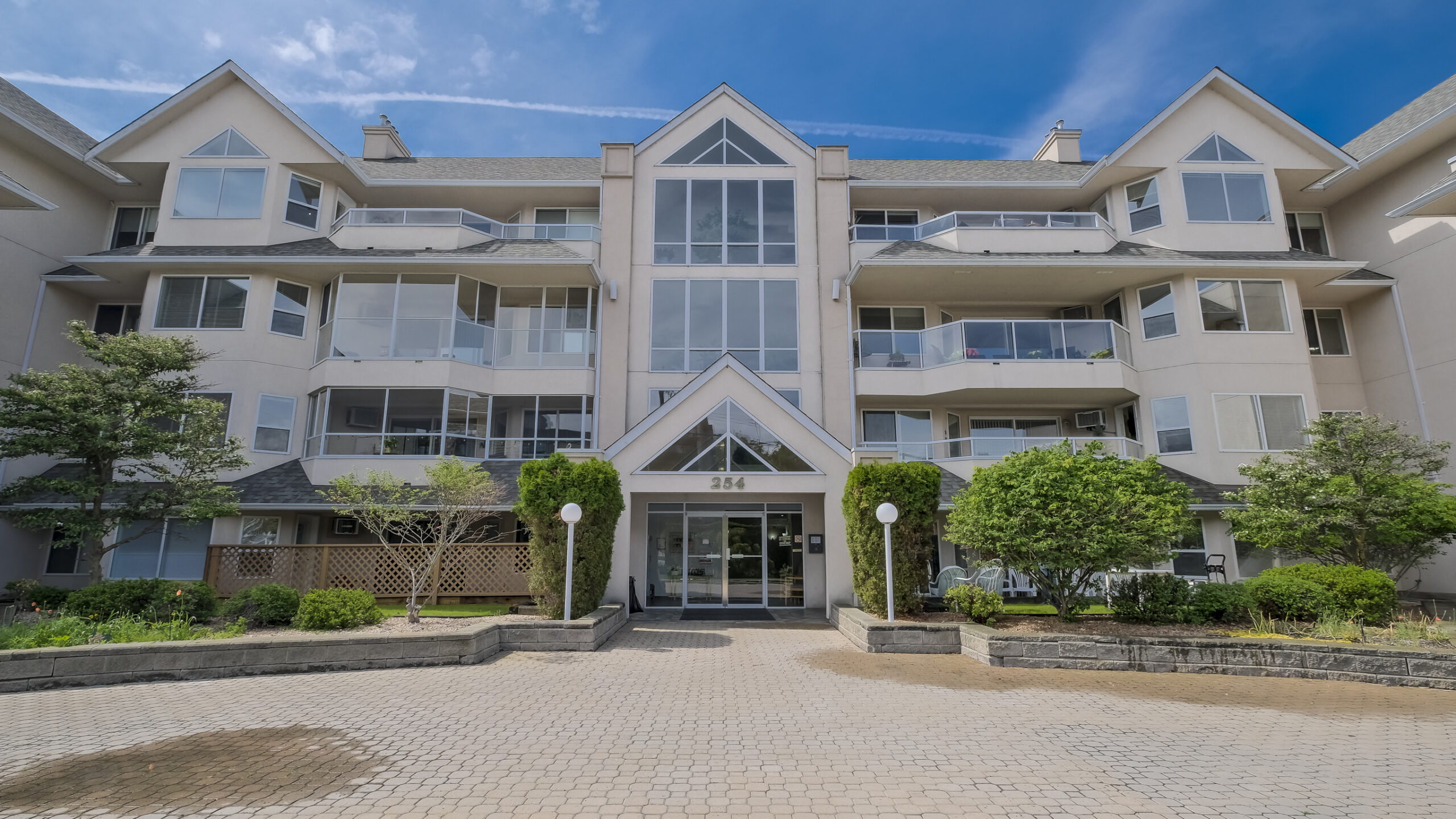 254 Scott Avenue 202 Penticton V2A 2J5