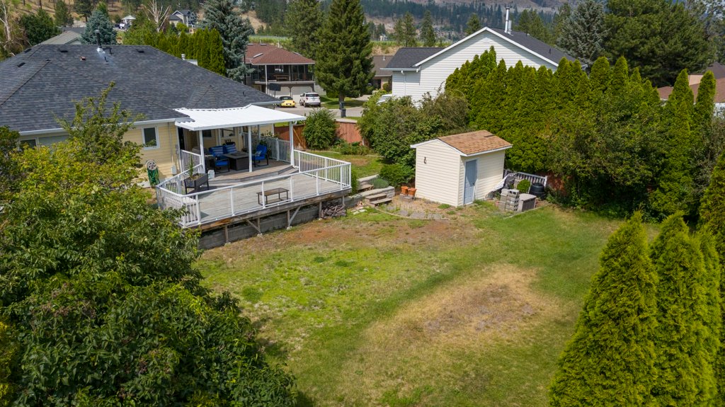 3509 Witt Place Peachland V0H 1X2