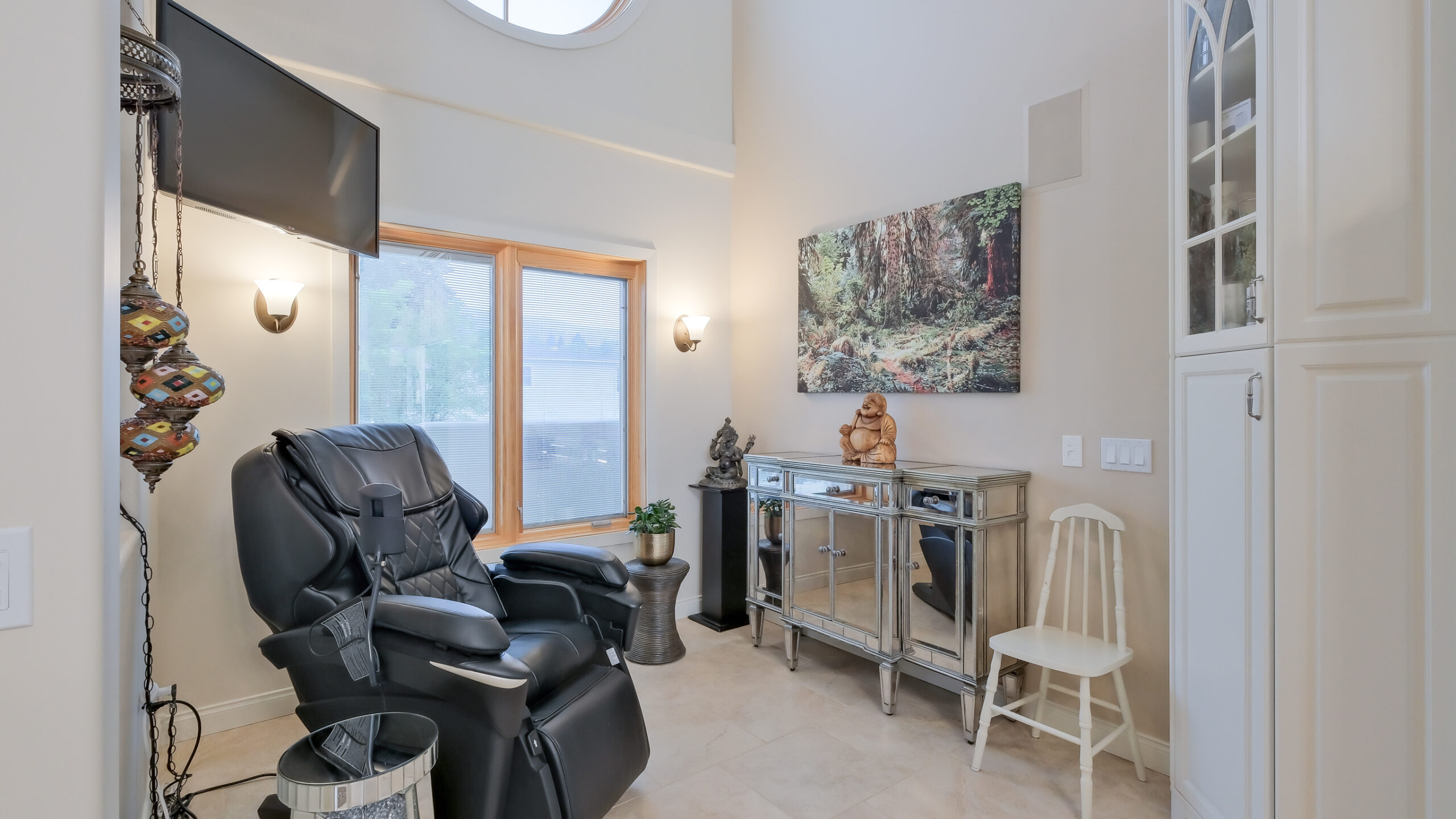 250 Marina Way 804 Penticton V2A 1H4