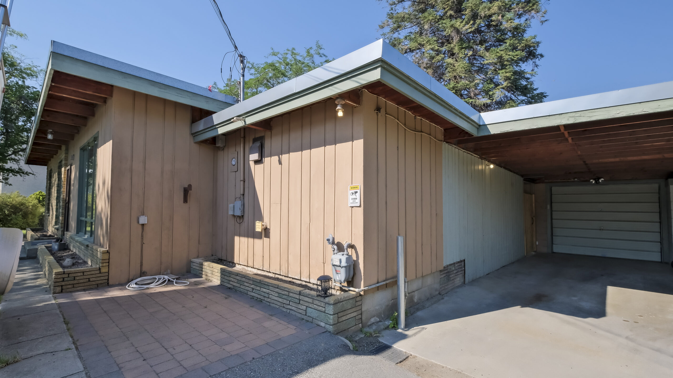 701 Ross Avenue Penticton V2A 3A5