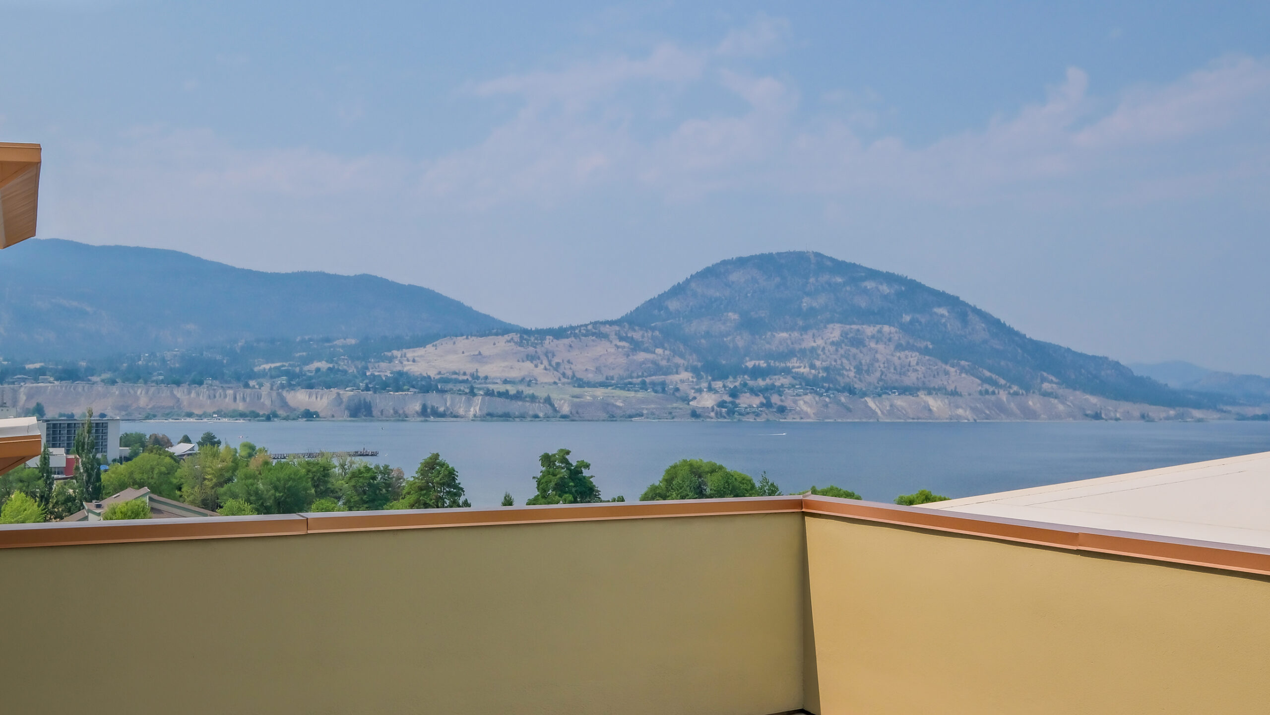 250 Marina Way 804 Penticton V2A 1H4