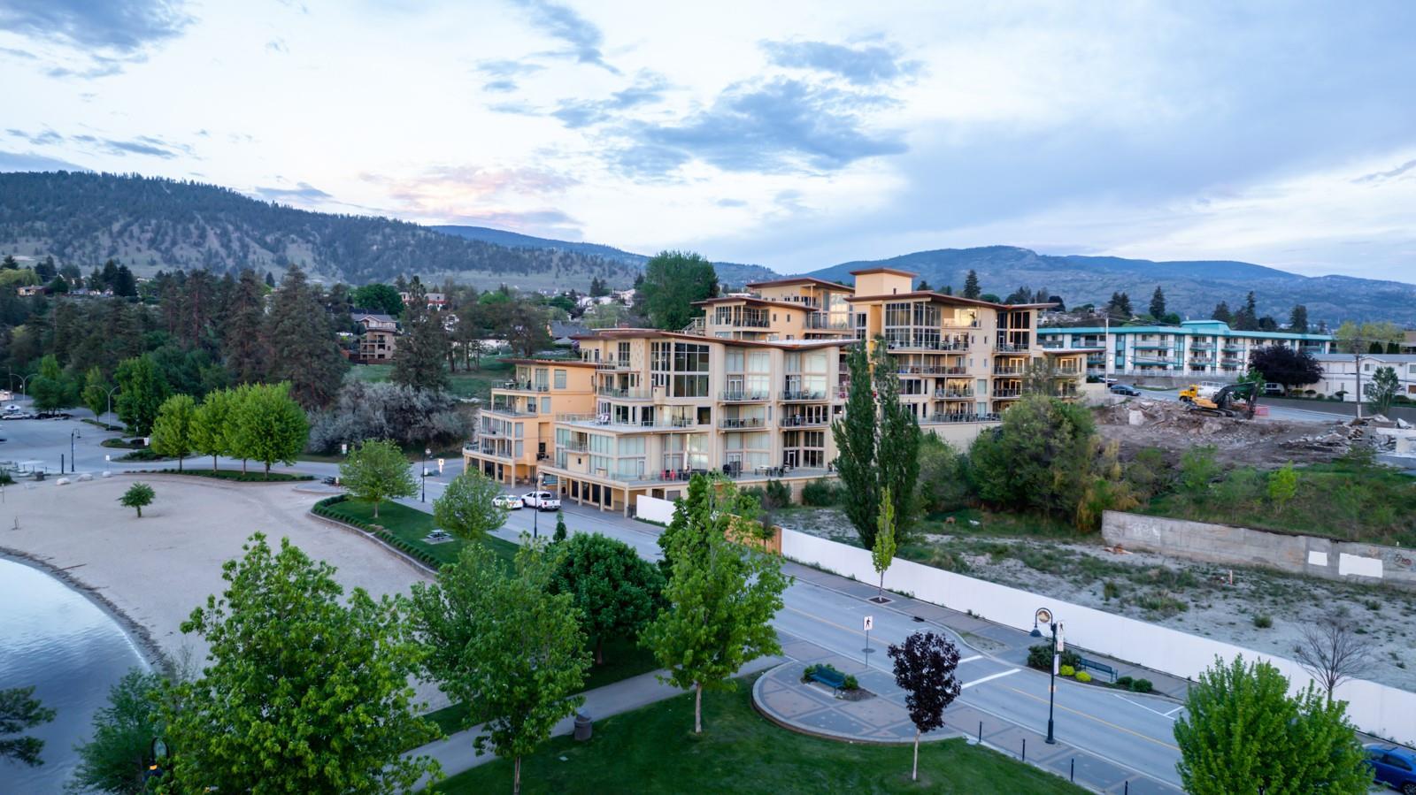 250 Marina Way 804 Penticton V2A 1H4