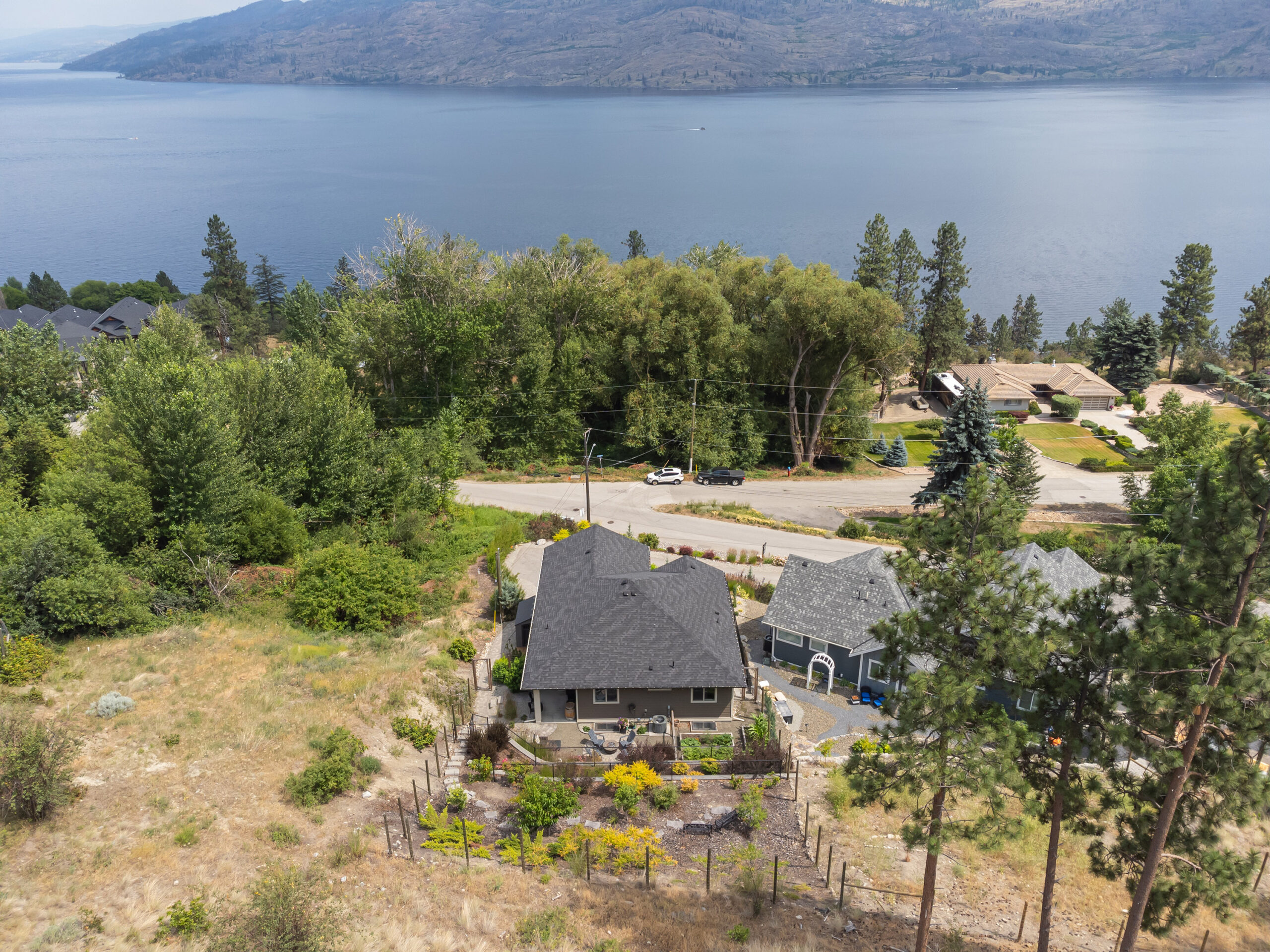 6278 Bulyea Avenue Peachland V0H 1X7