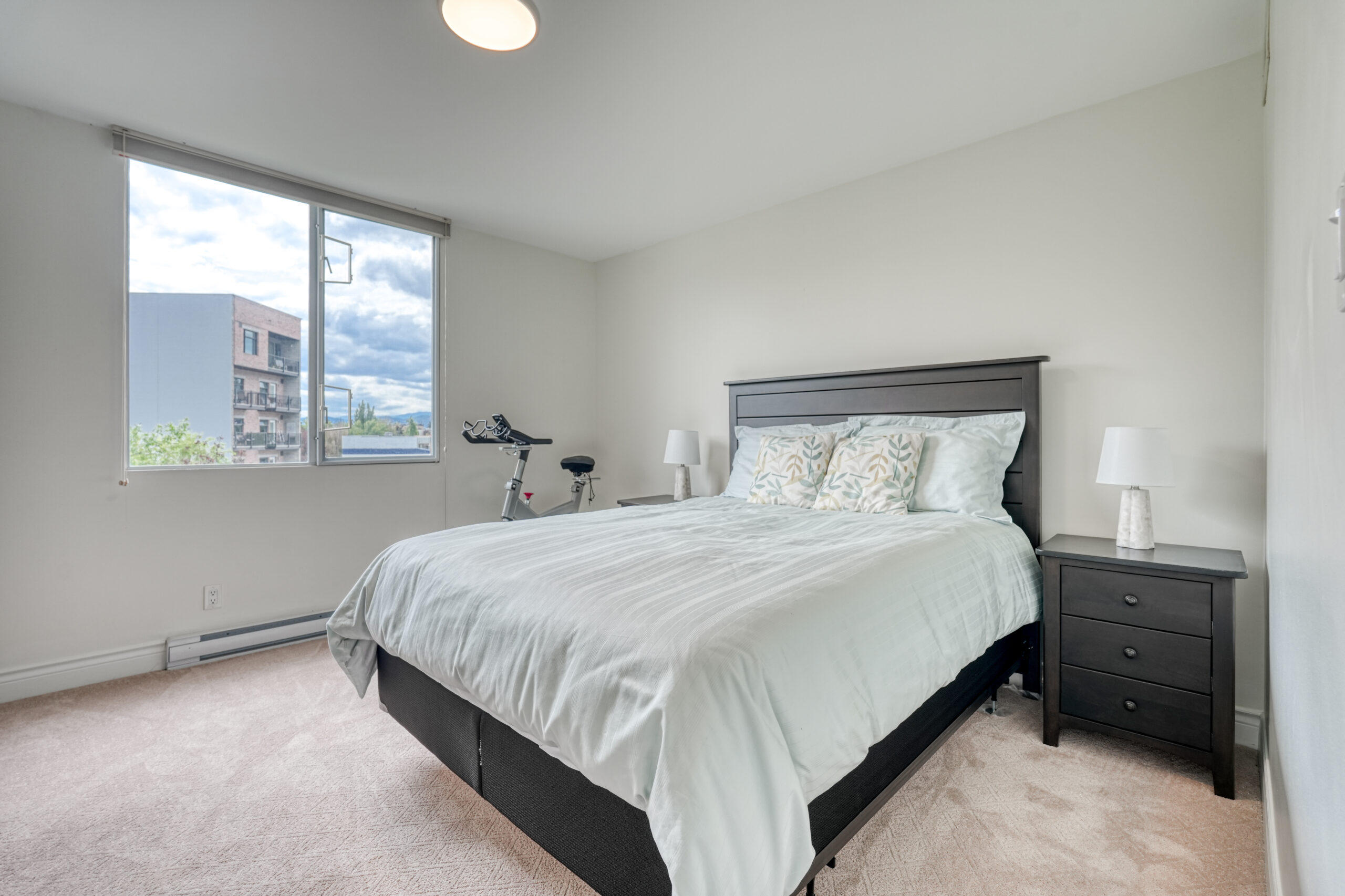 86 Lakeshore Drive 304 Penticton V2A 1B5