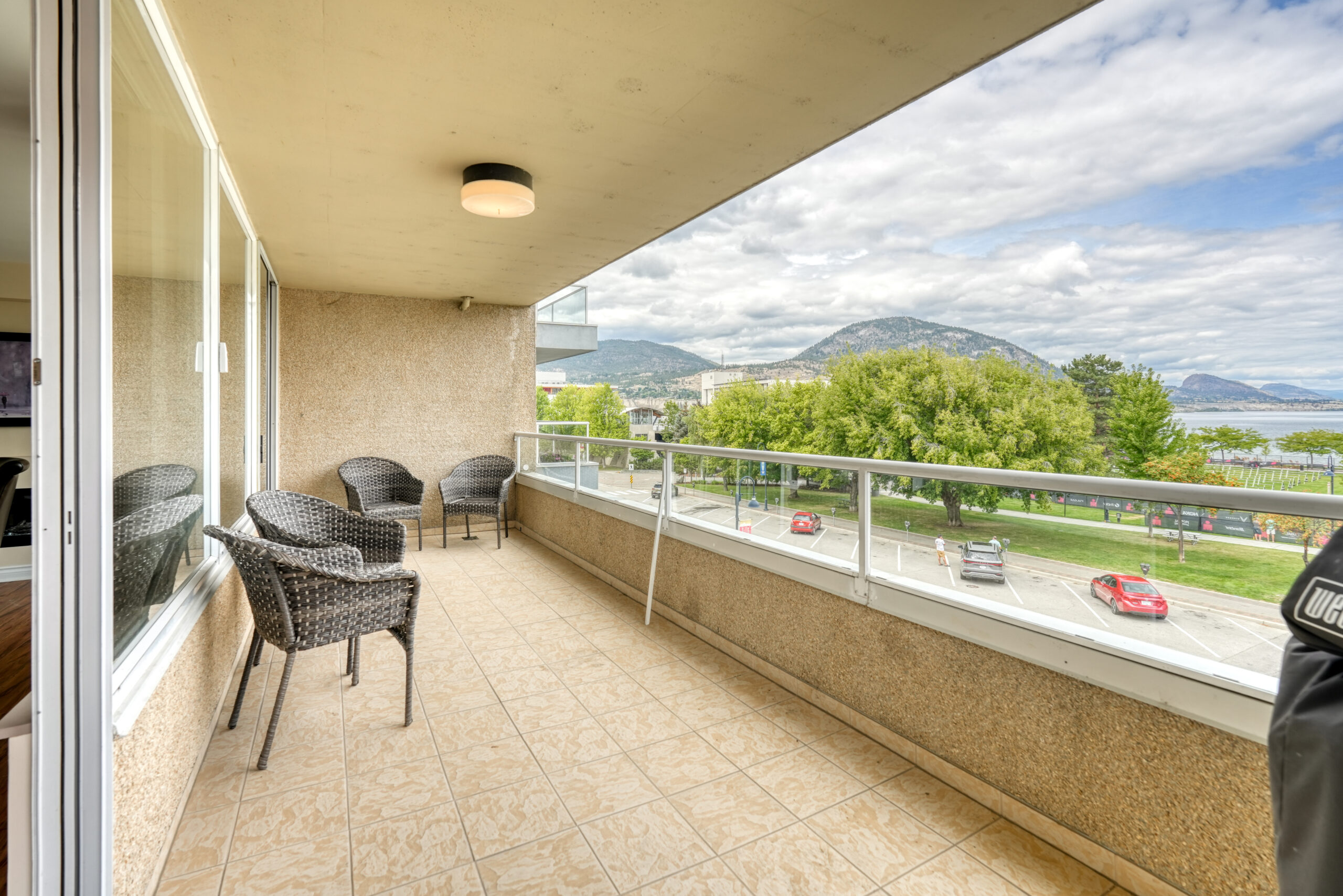 86 Lakeshore Drive 304 Penticton V2A 1B5