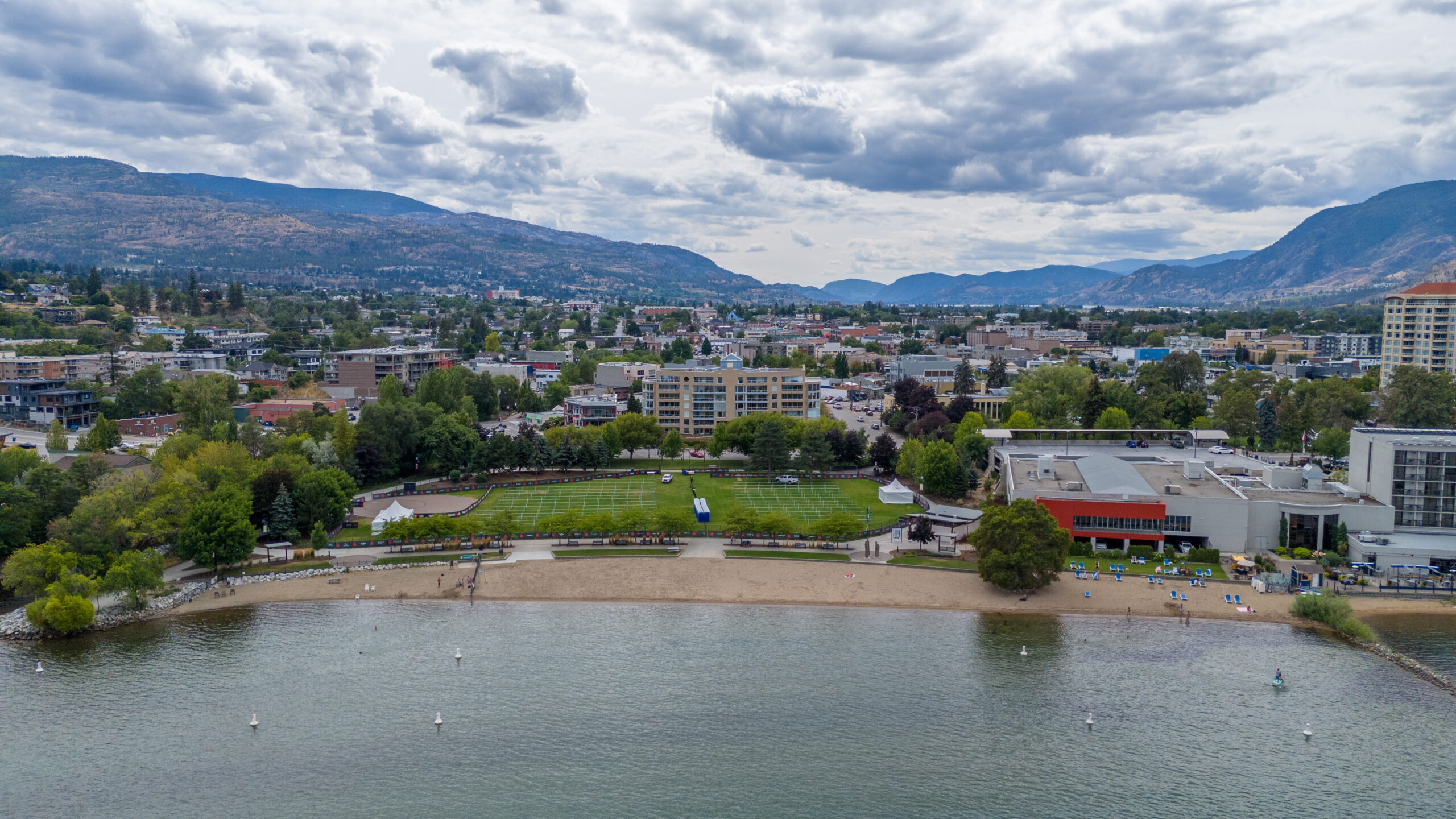 86 Lakeshore Drive 304 Penticton V2A 1B5