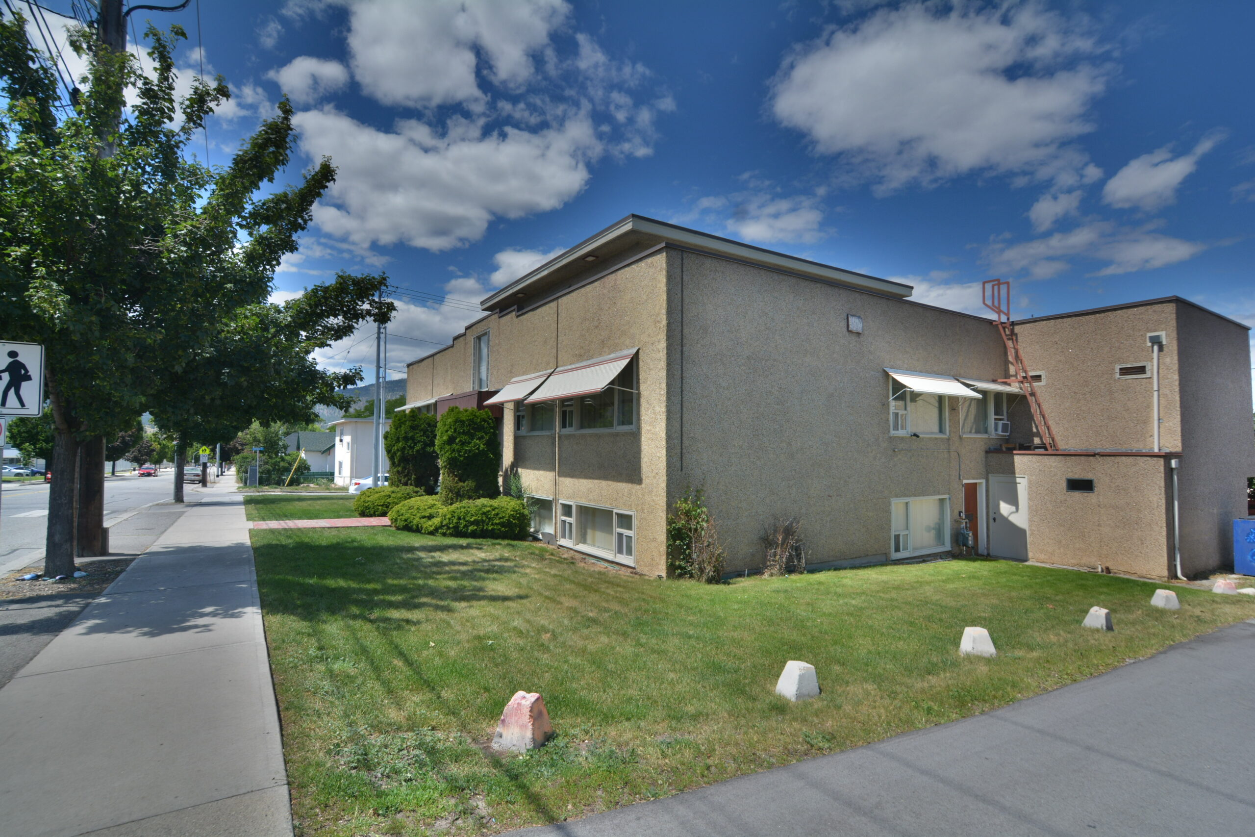 433 Eckhardt Avenue E Penticton V2A 1Z6