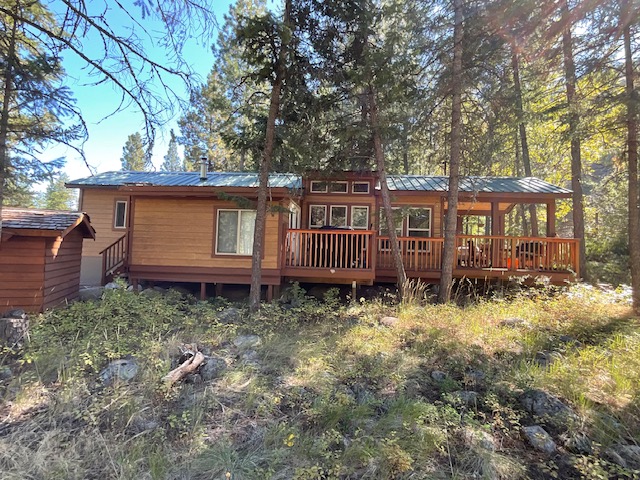 4835 Paradise Valley Drive 40 Peachland V0H 1X3