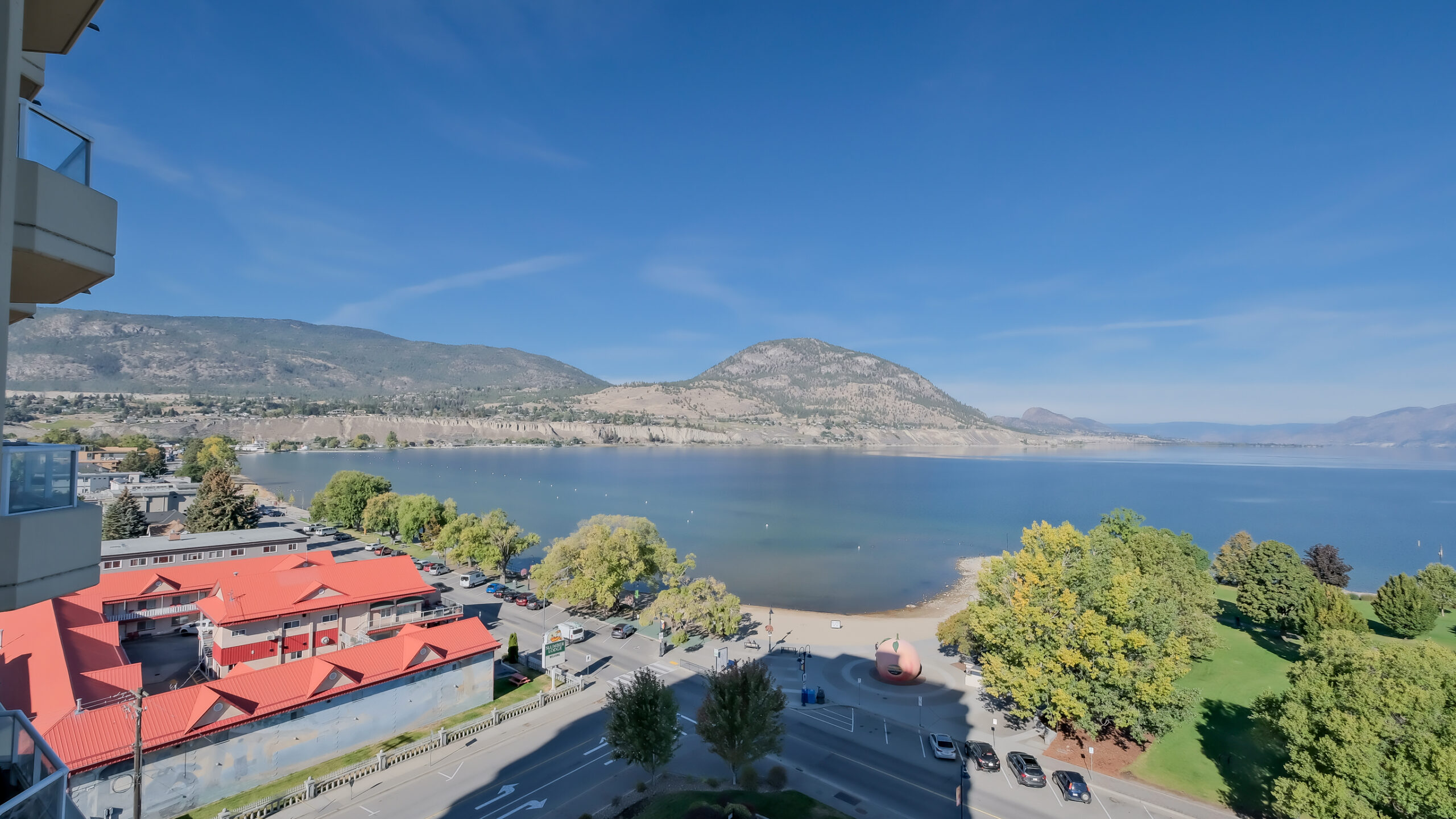 160 Lakeshore Drive 1002 Penticton V2A 9C2