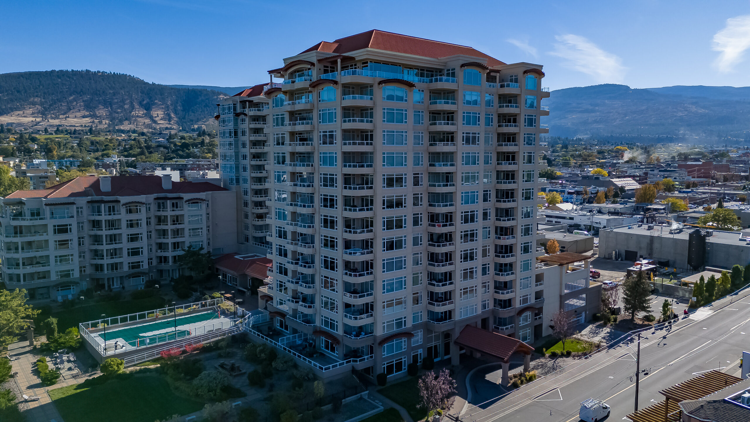 160 Lakeshore Drive 1002 Penticton V2A 9C2