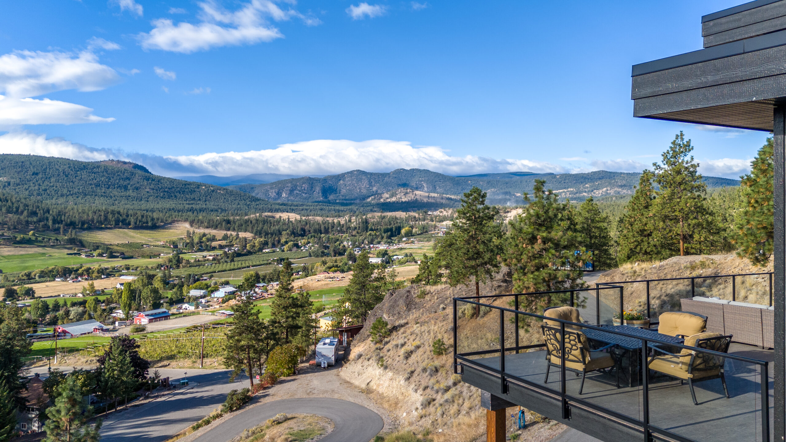 13710 Summergate Drive Summerland V0H 1Z8