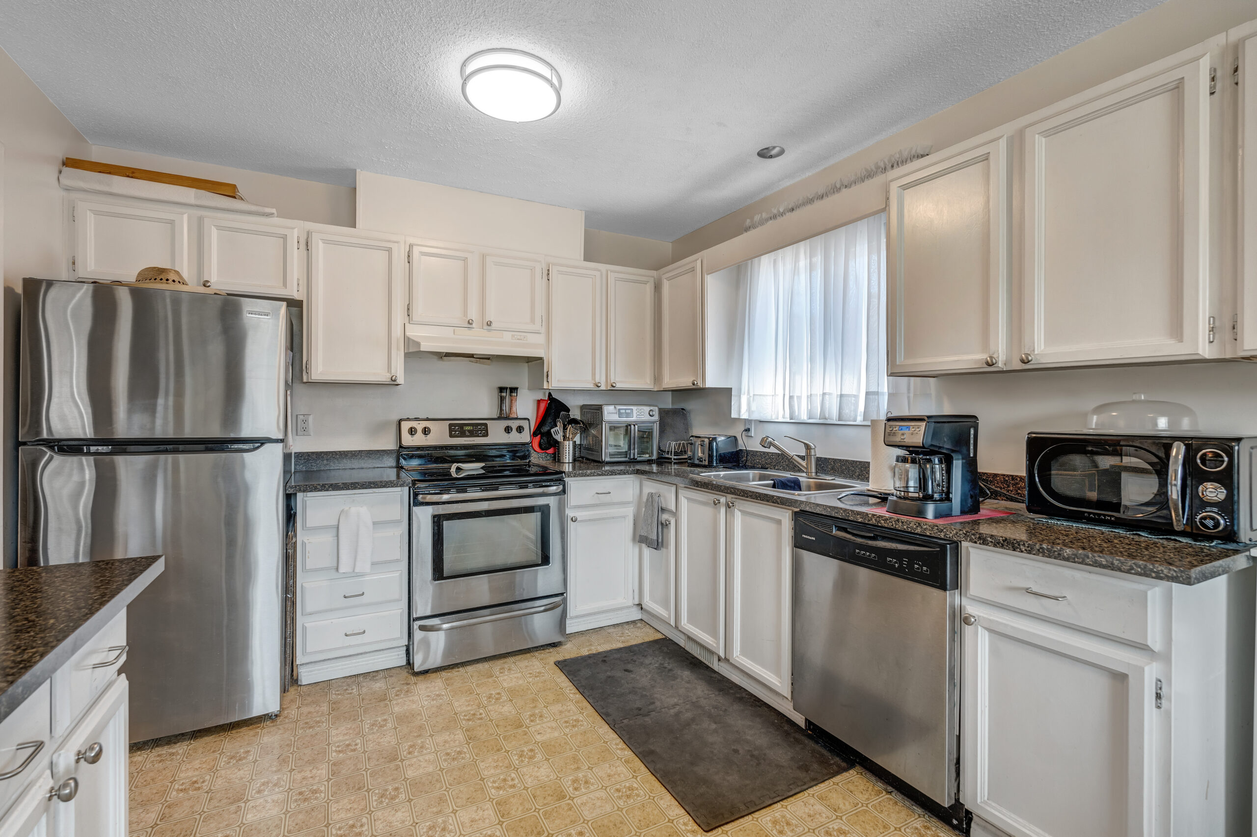 3038 Wilson Street Penticton V2A 7J4