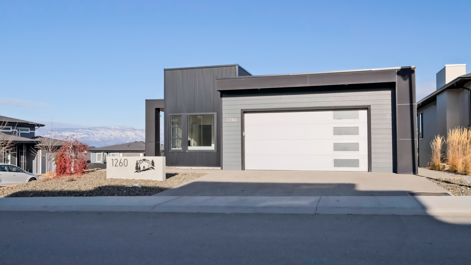 1260  Jack Smith Road Kelowna V1W 5N1