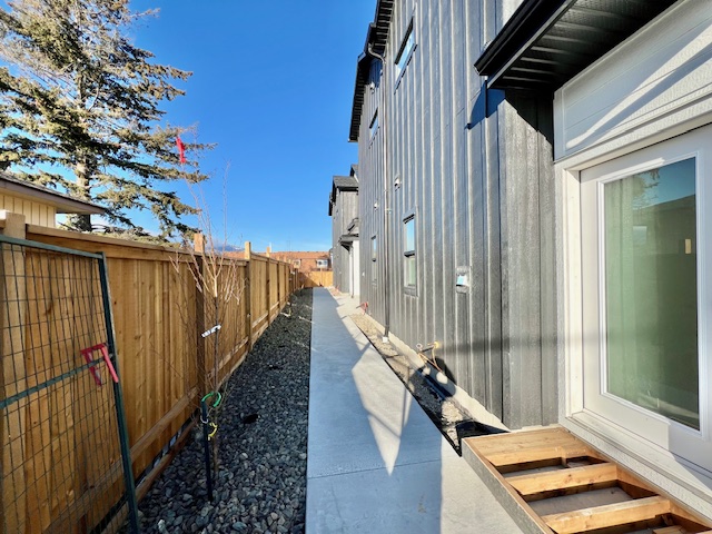 275 Kinney Avenue 102 Penticton V2A 3P3