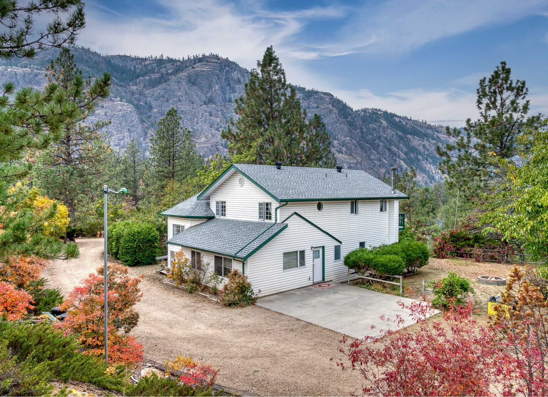 2084 Pinewinds Place Okanagan Falls V0H 1R2