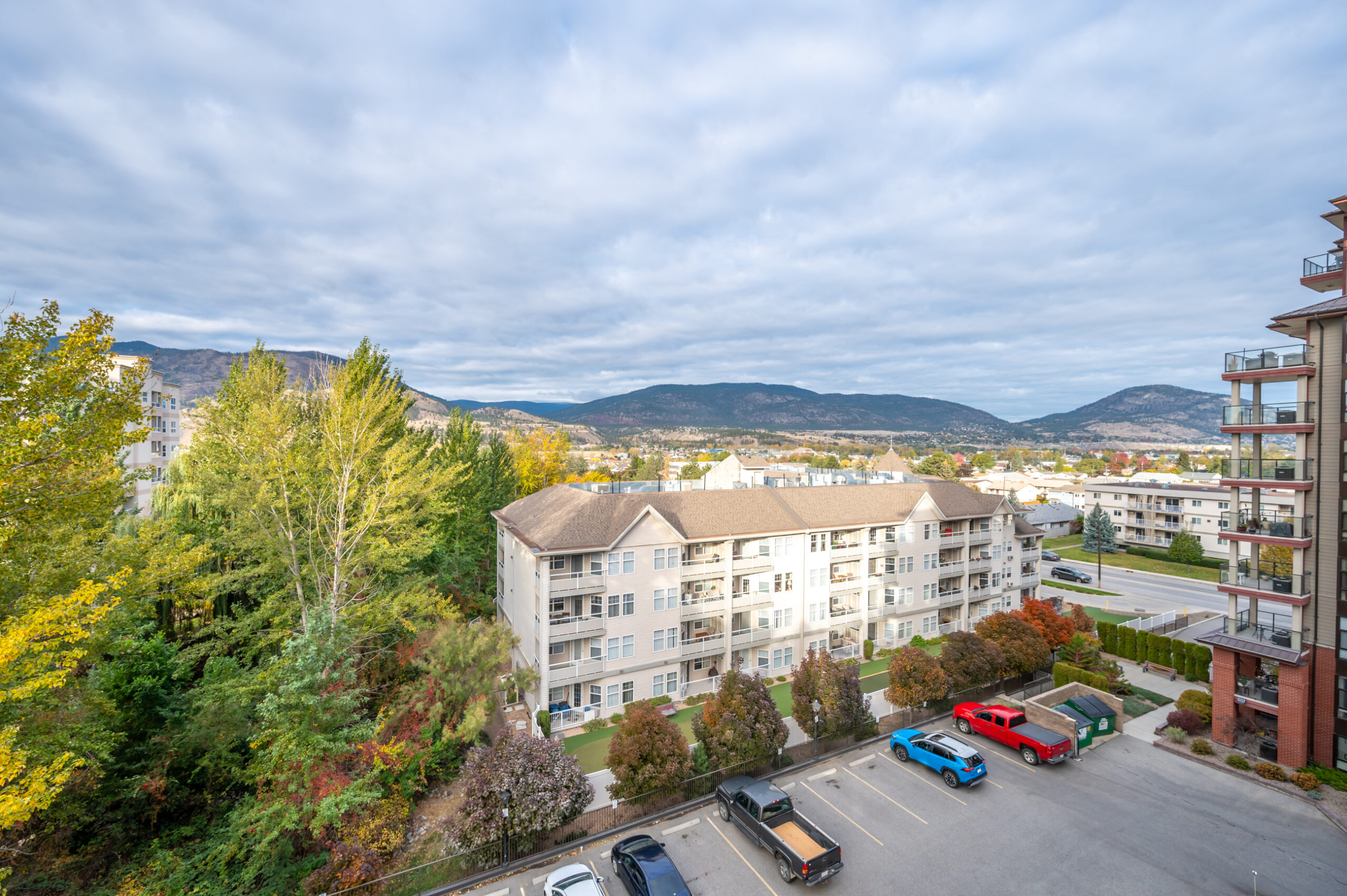 2125 Atkinson Street 605 Penticton V2A 9E6