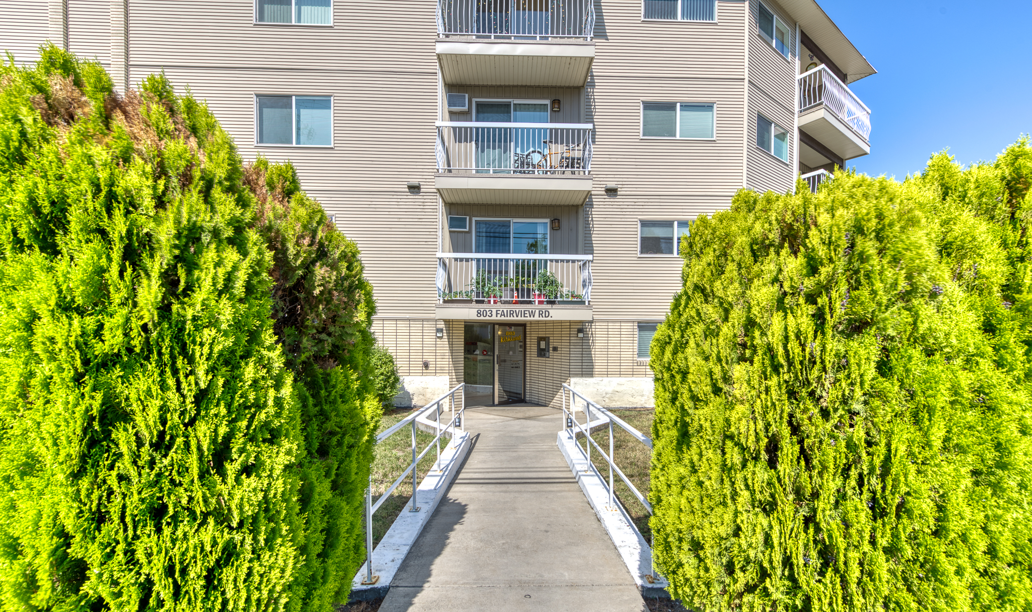 803 Fairview Road 102 Penticton V2A 5Y7