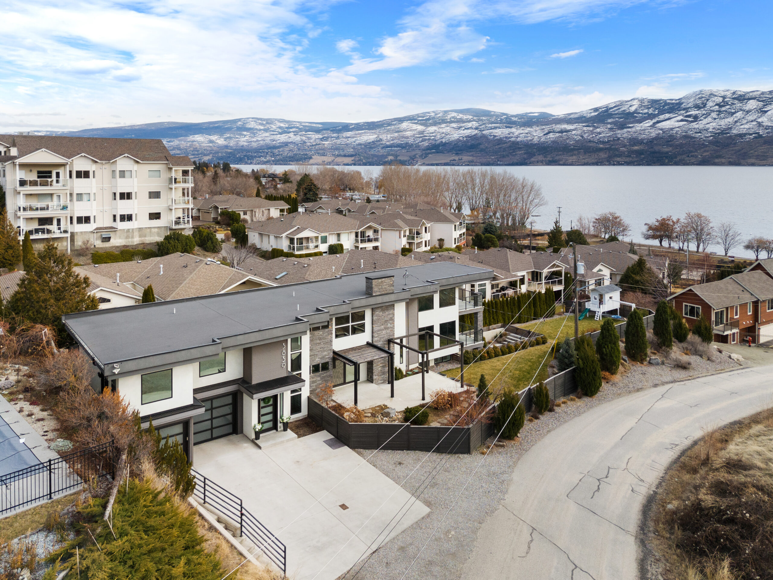 3859 Carrall Road West Kelowna V4T 2C7