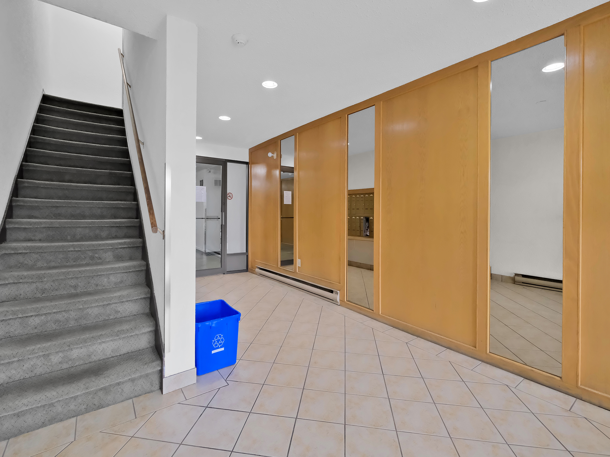 435 Franklyn Road 211 Kelowna V1X 5X8