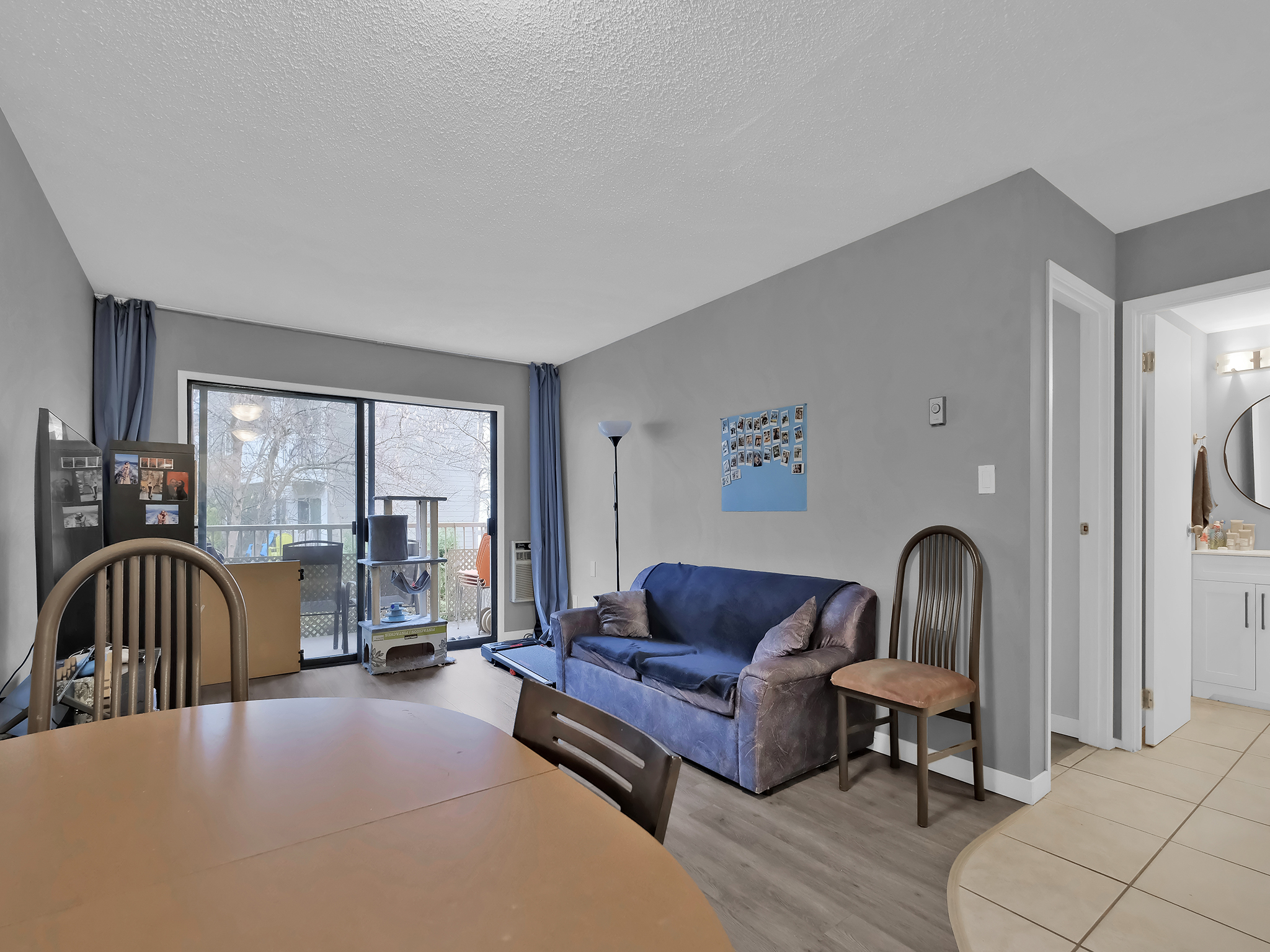435 Franklyn Road 211 Kelowna V1X 5X8