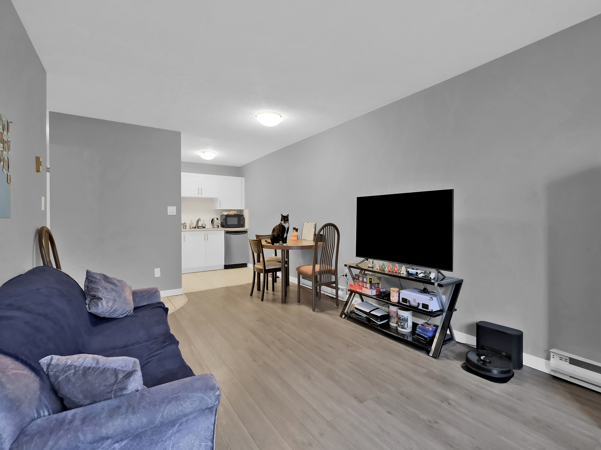 435 Franklyn Road 211 Kelowna V1X 5X8